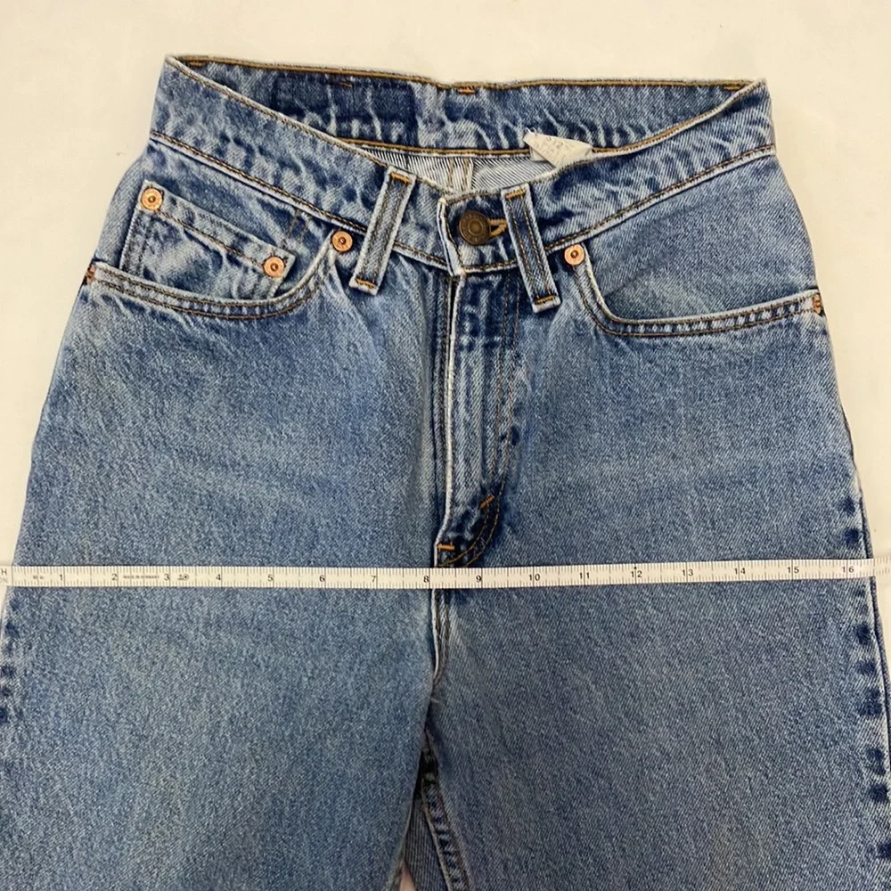 Vintage Levis 512 medium wash Jeans - Picture 7 of 10